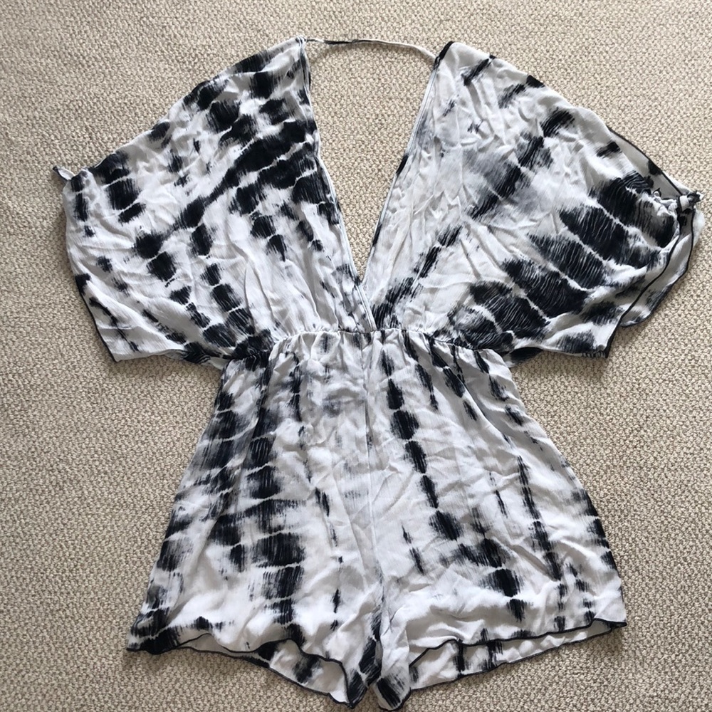 Lani California romper never worn